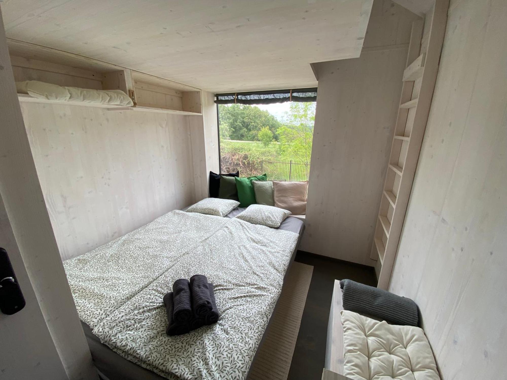 Prague Camping Dzban Екстериор снимка