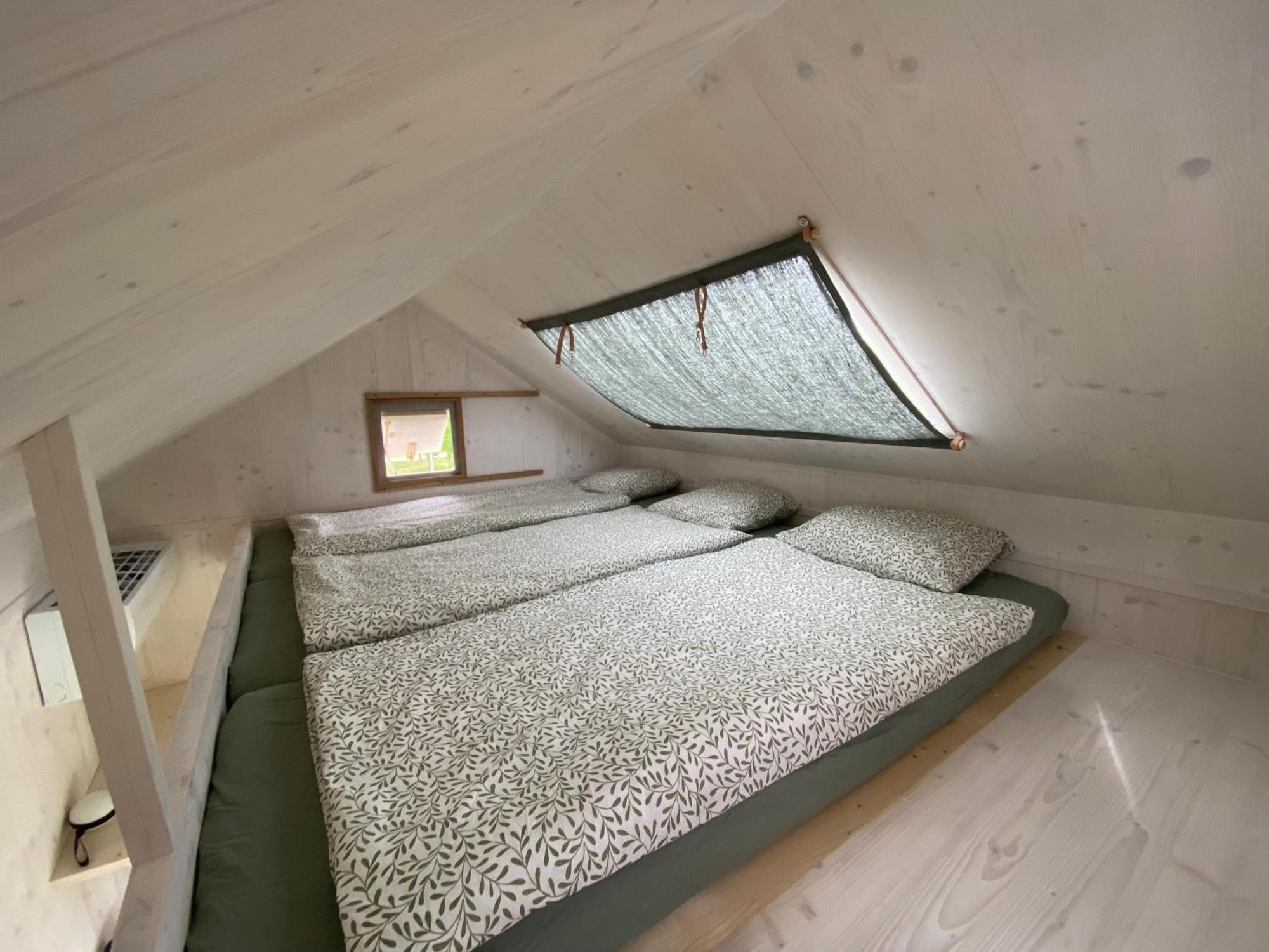 Prague Camping Dzban Екстериор снимка