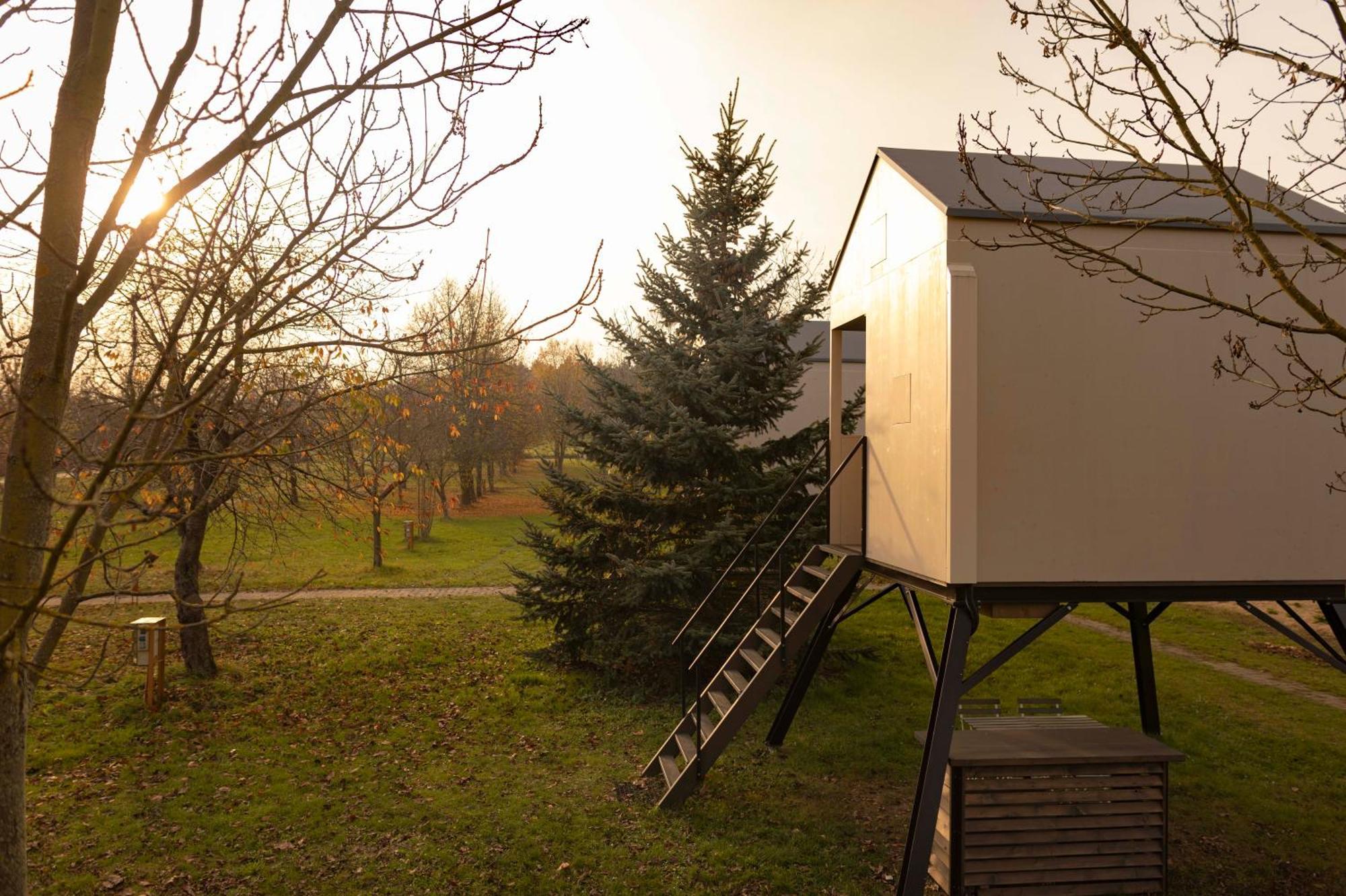 Prague Camping Dzban Екстериор снимка